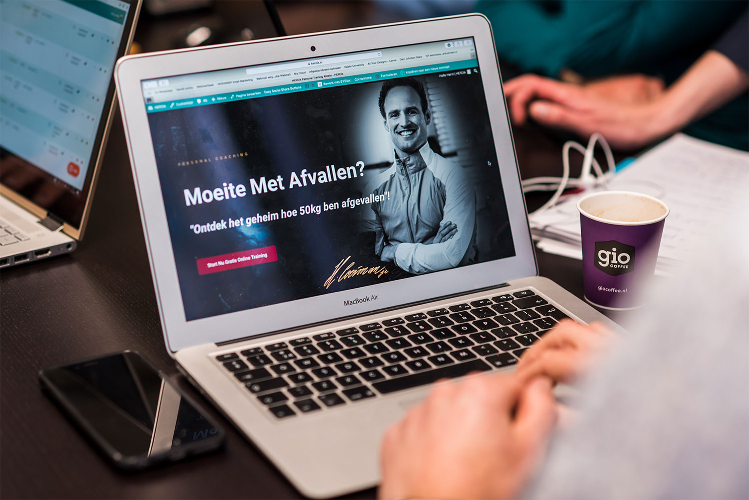 Welke kleur geef je buttons op je website?